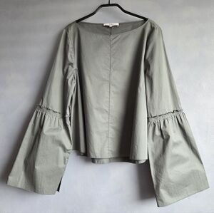 TIBI MOSS GREEN BELL SLEEVE CROP COTTON BLOUSE, SIZE, US 6